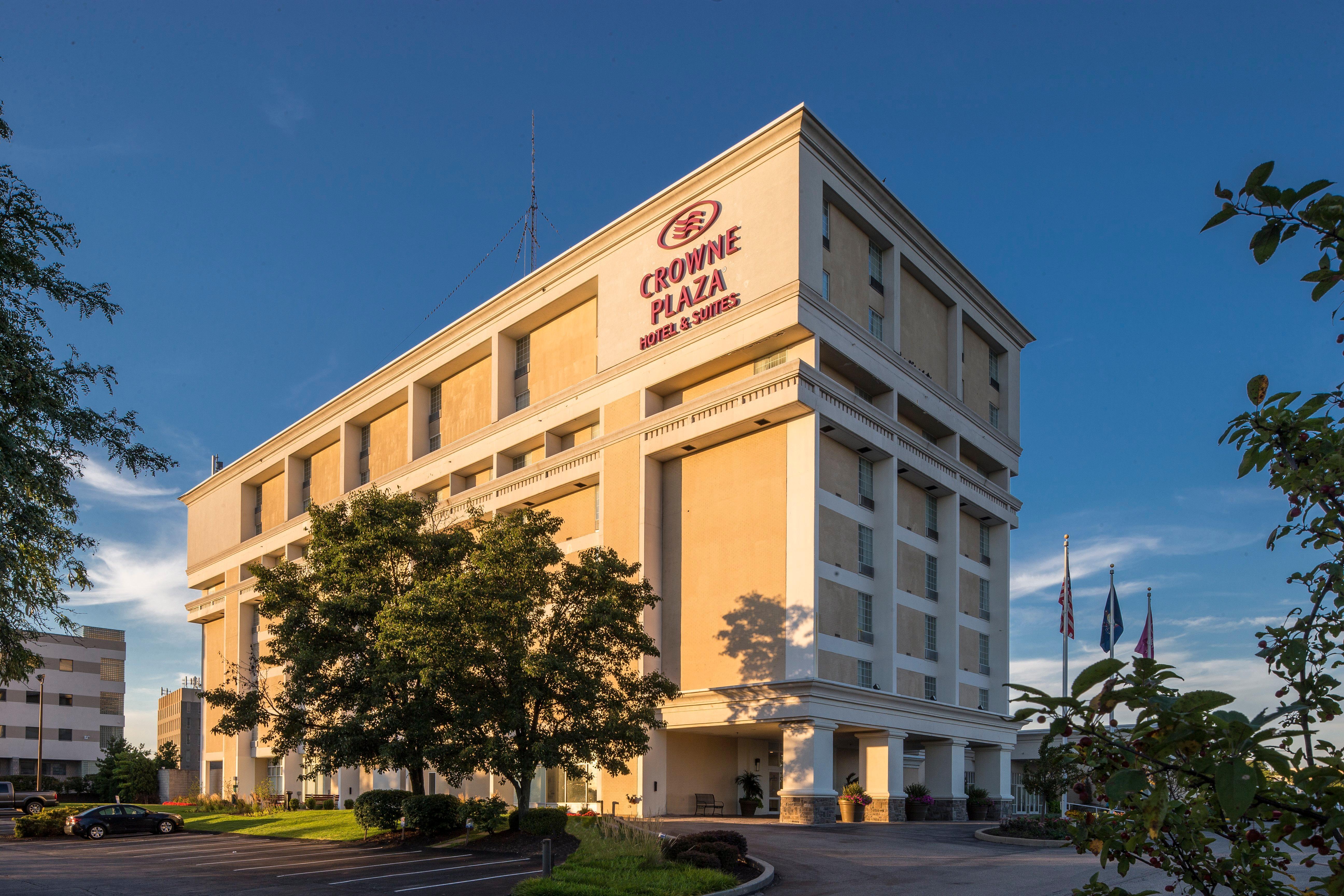 Crowne Plaza Hotel And Suites Pittsburgh South By Ihg Mt. Lebanon Экстерьер фото