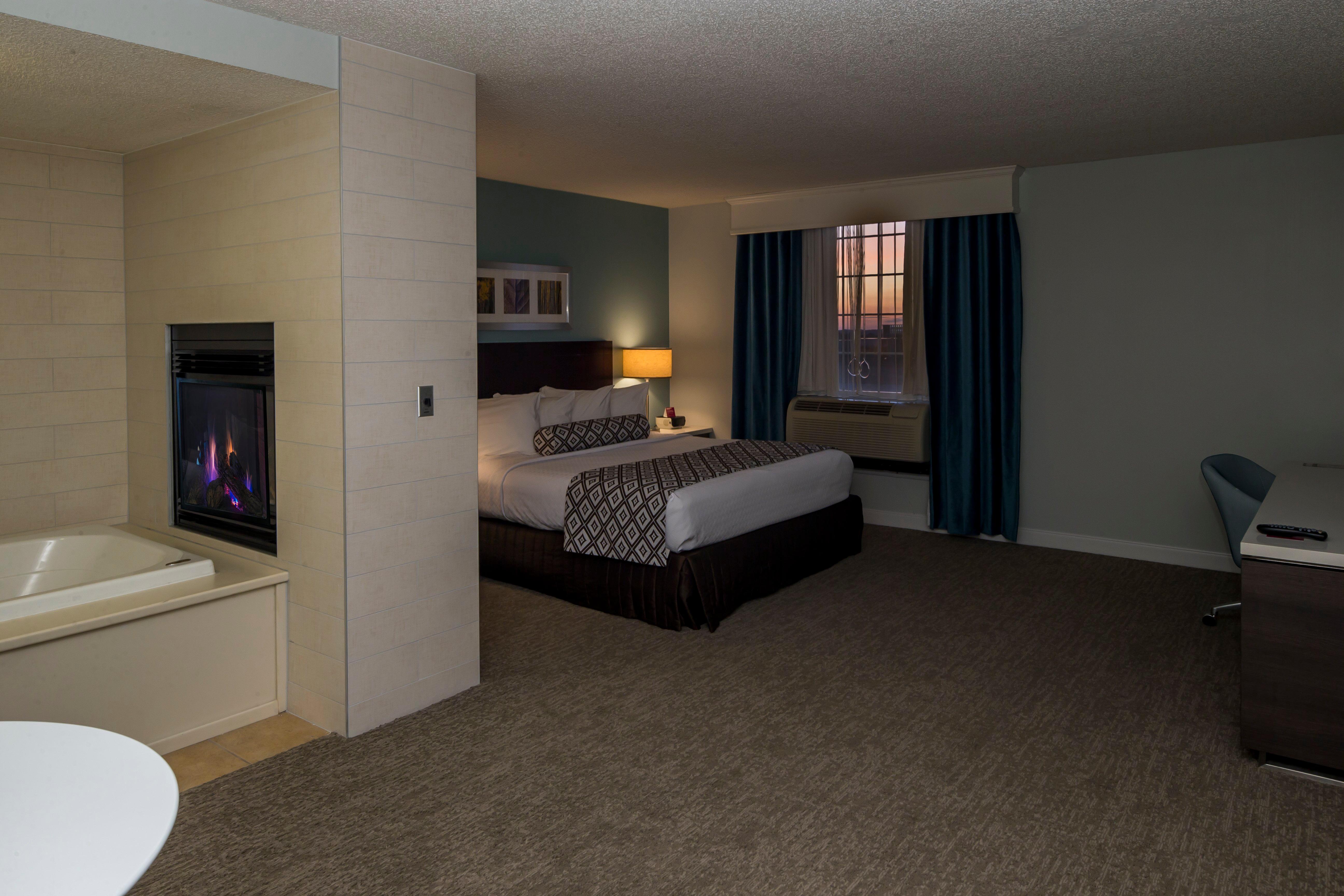 Crowne Plaza Hotel And Suites Pittsburgh South By Ihg Mt. Lebanon Экстерьер фото