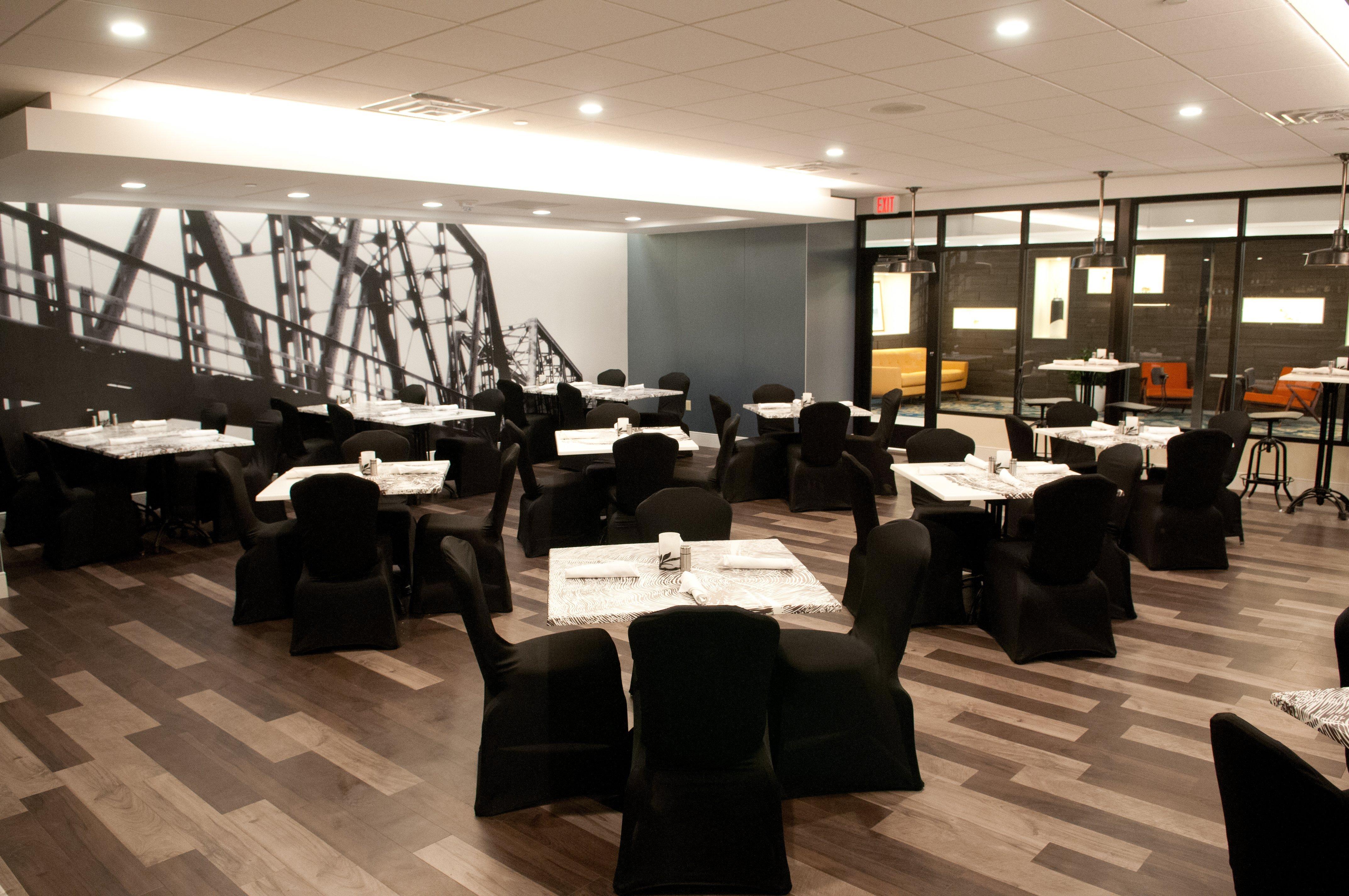 Crowne Plaza Hotel And Suites Pittsburgh South By Ihg Mt. Lebanon Экстерьер фото